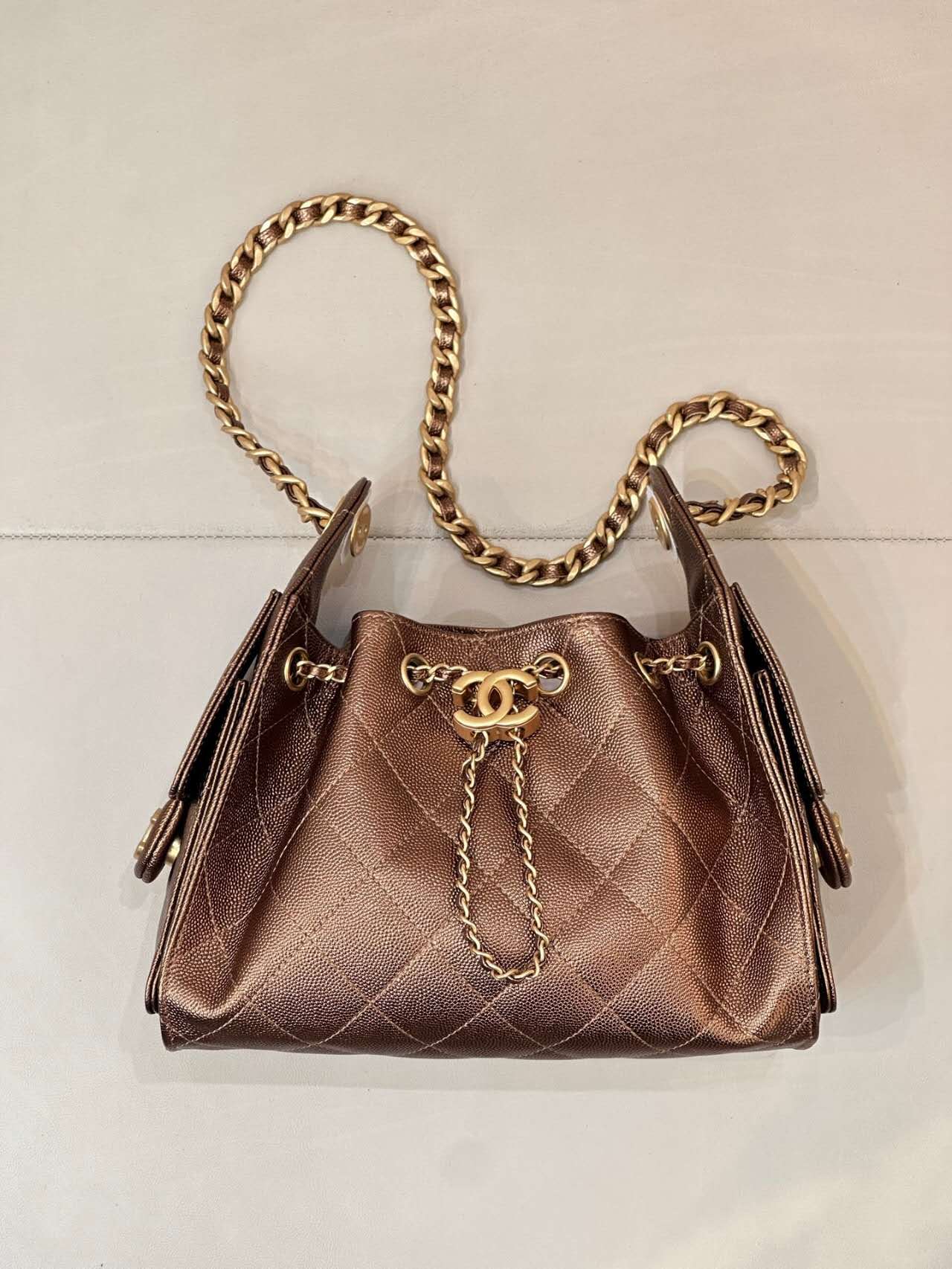chanel hobo